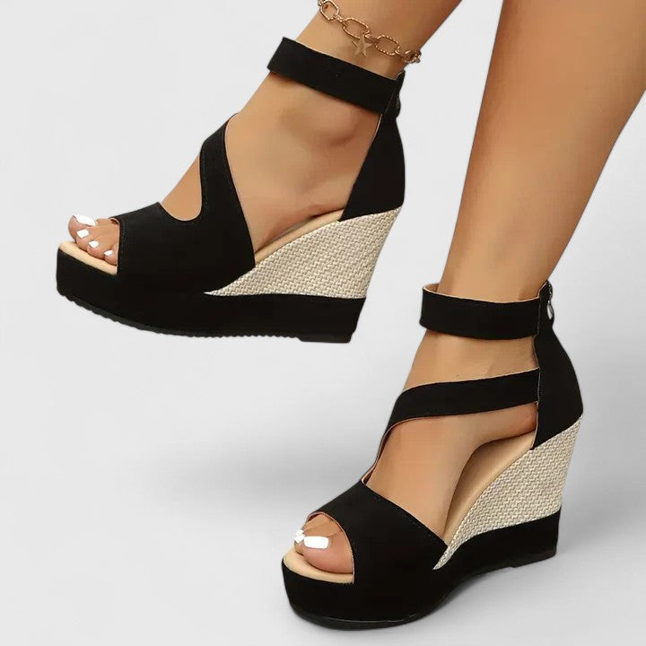 Selviana Sandals