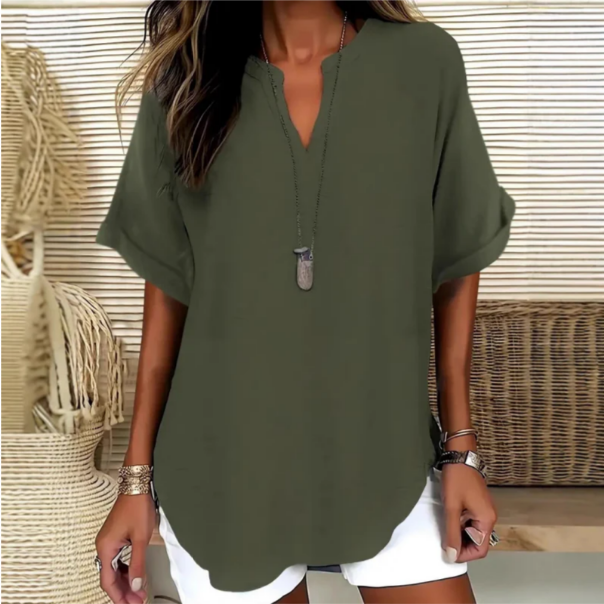 Dennys | V-Neck Light Top