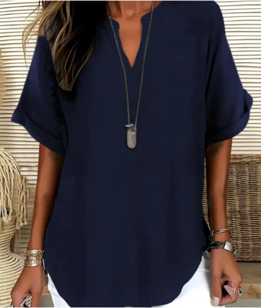 Dennys | V-Neck Light Top