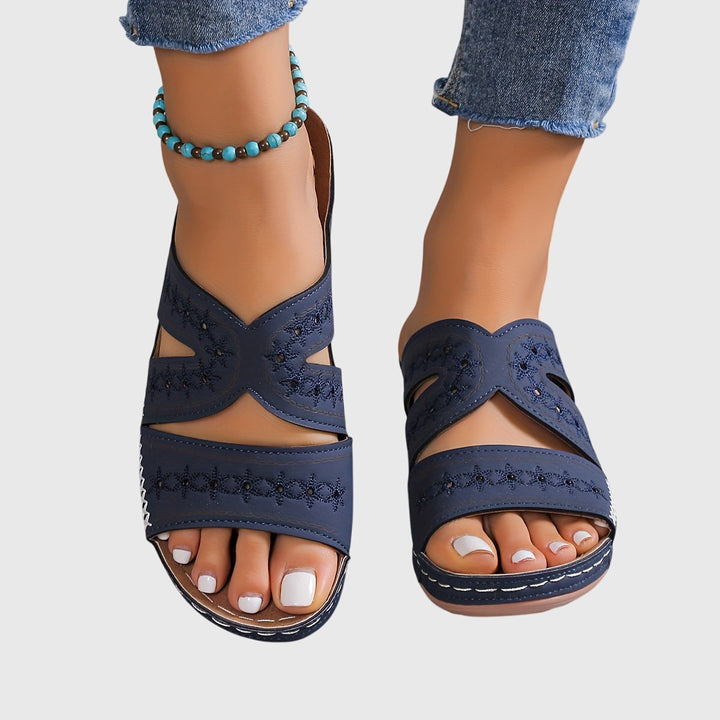 Noëlle Lightweight Comfort Sandals