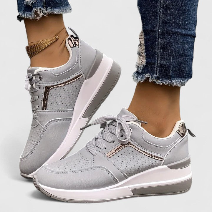 Fara | Comfort Walking Shoes