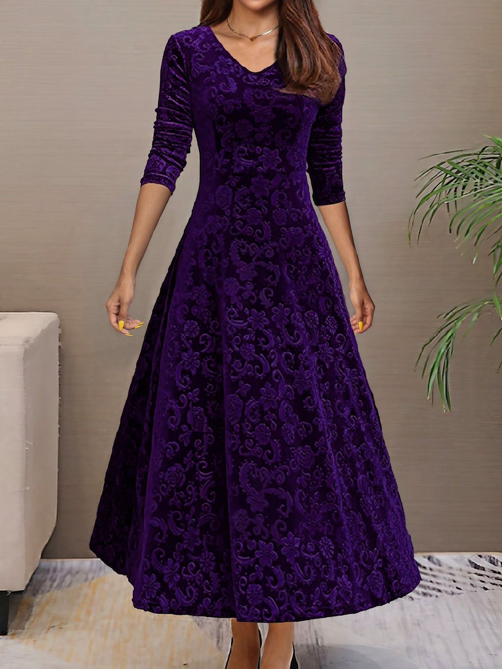 Clarissa | Festive Long-Sleeve Dress