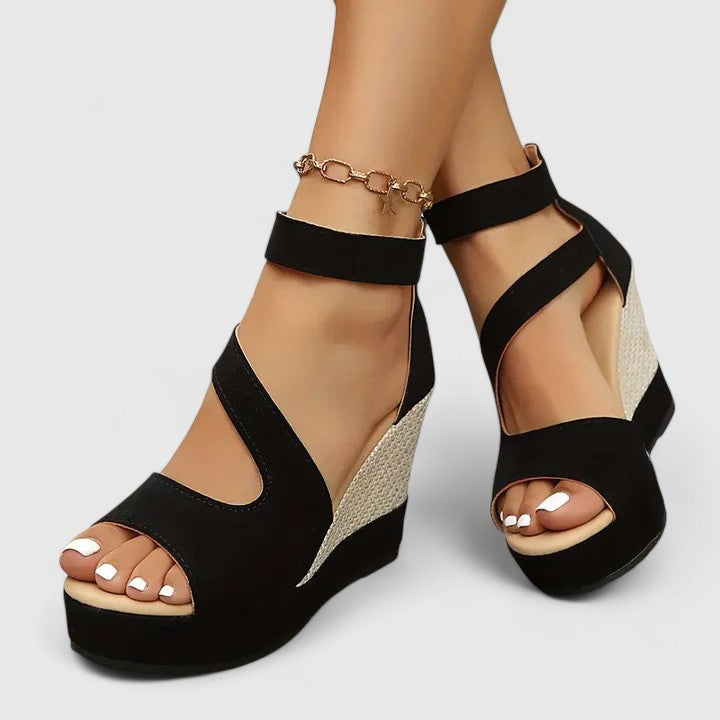 Selviana Sandals