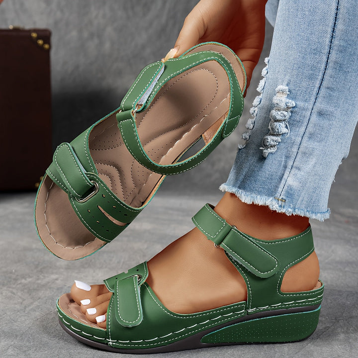 Ariya Comfort Flex Sandals