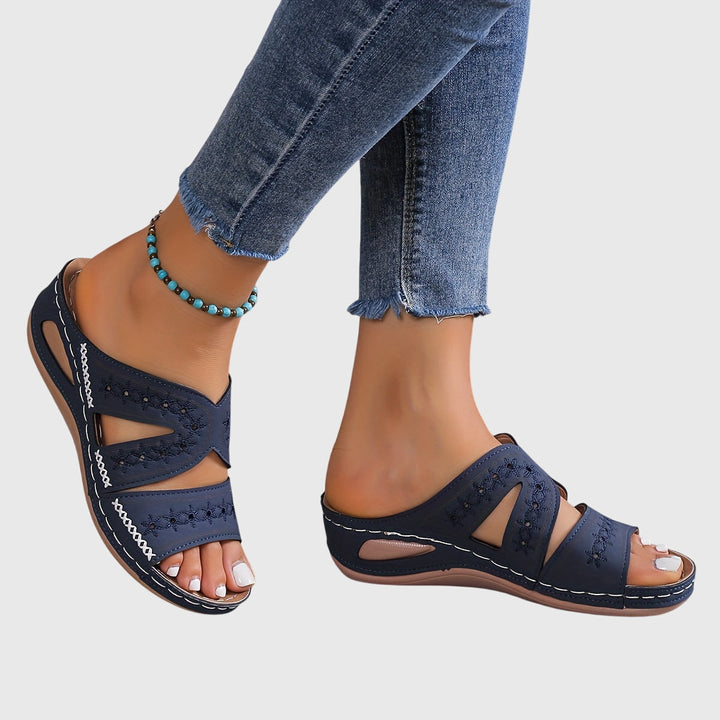 Noëlle Lightweight Comfort Sandals