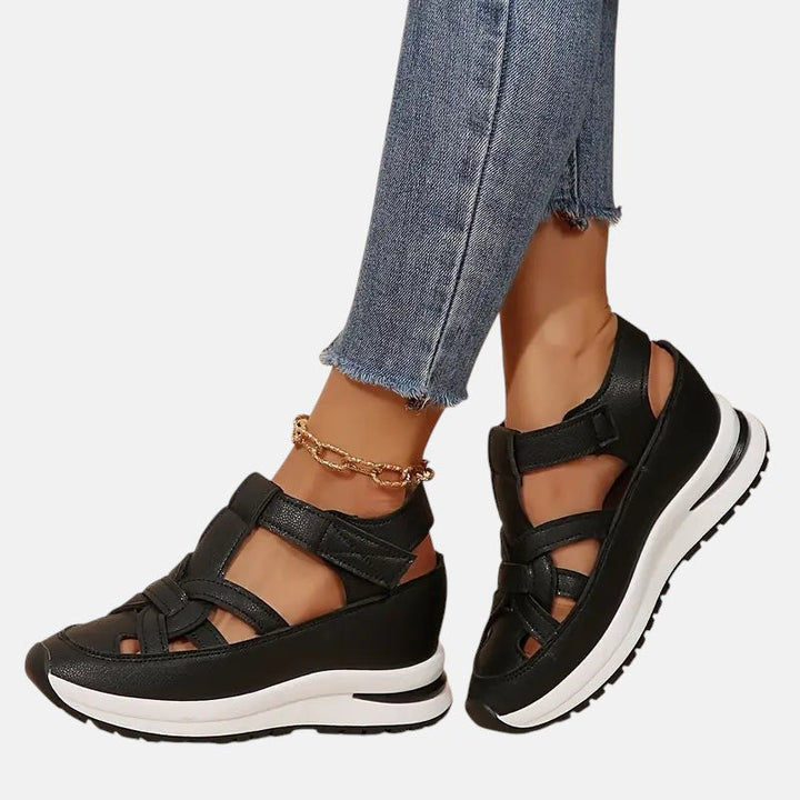 Aveta Contoured Comfort Sandals