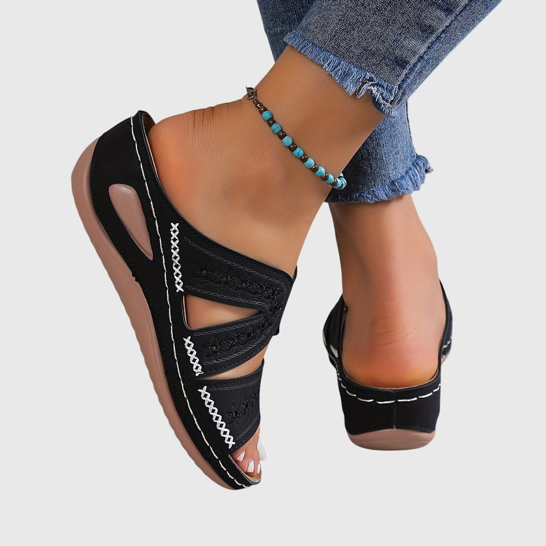 Noëlle Lightweight Comfort Sandals