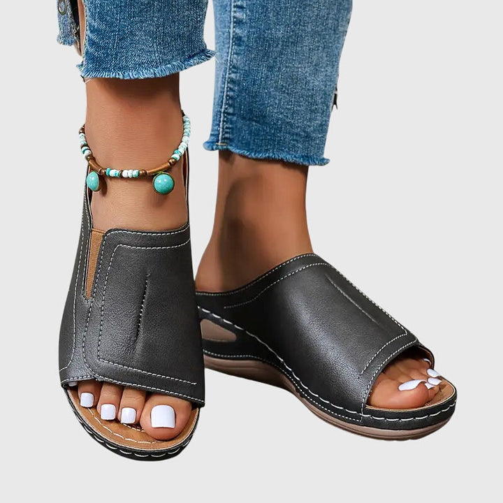 Aretha Comfort Sandals