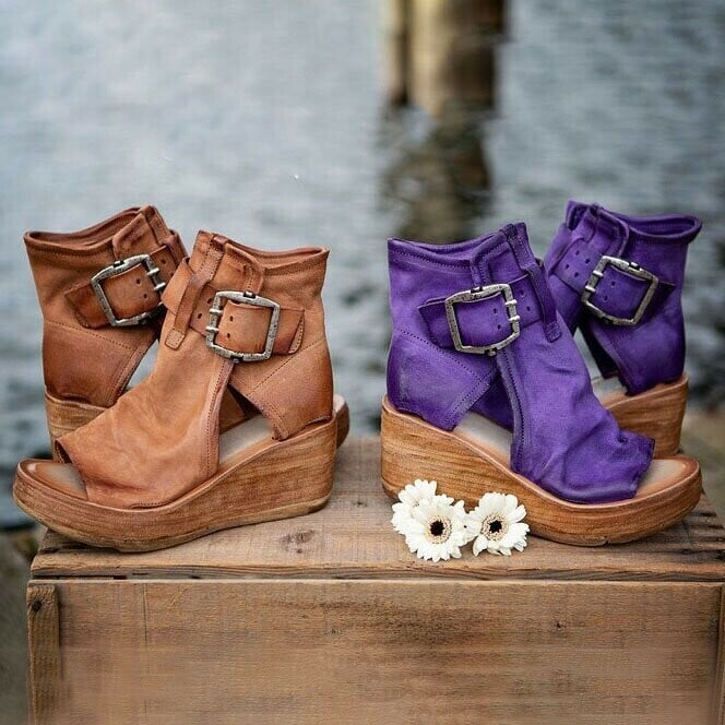 Elana Sandals