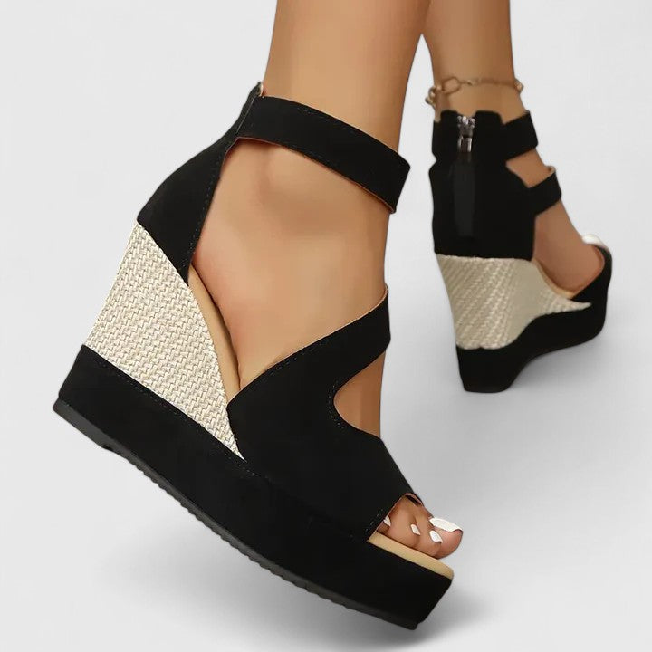 Selviana Sandals
