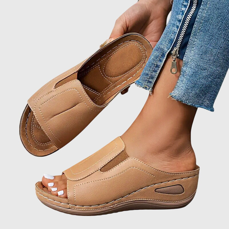 Aretha Comfort Sandals
