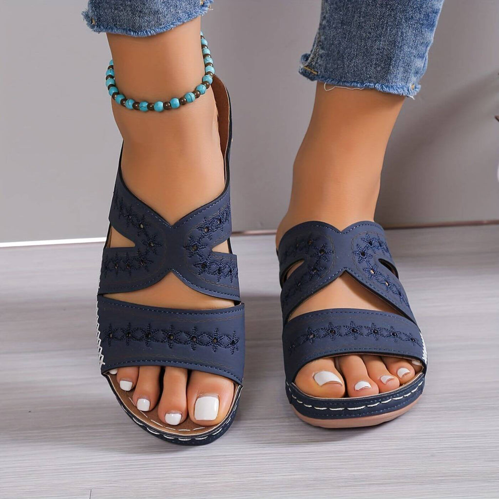 Marion | Slip-Resistant Orthopaedic Sandals