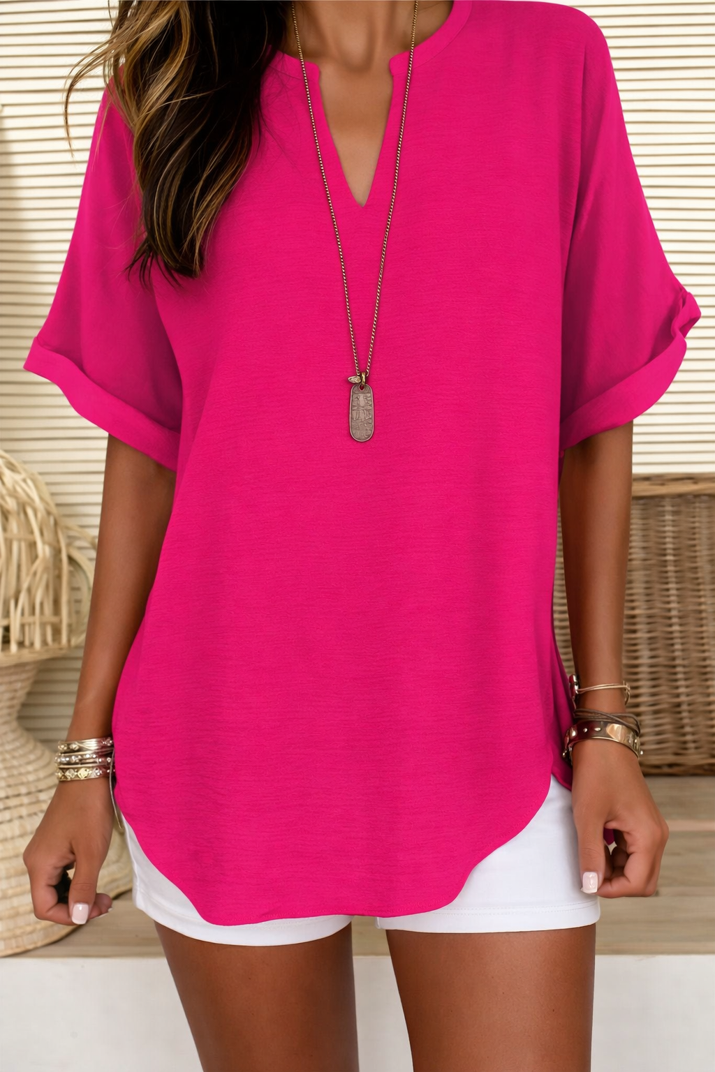 Dennys | V-Neck Light Top