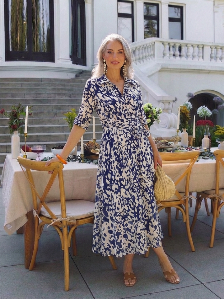 Oriana | Long-Sleeve Collared Midi Dress