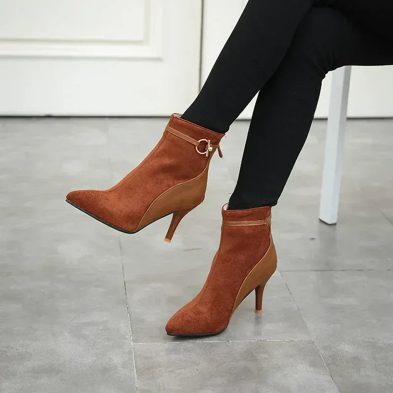 Elspeth | Two-Tone Heeled Boots