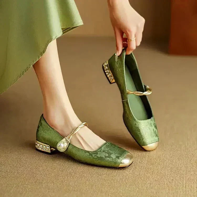 Daphne | Mary Janes