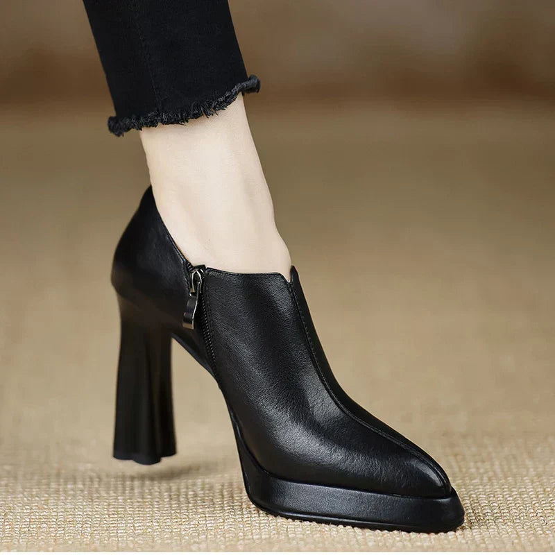 Ingrid | Structured Heeled Pumps