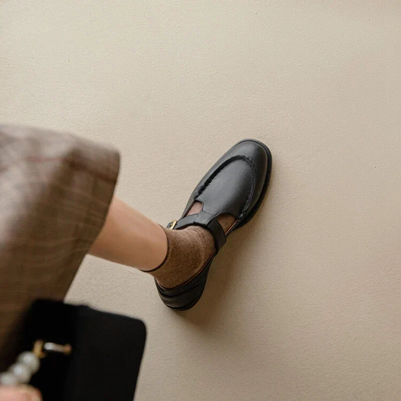 Delia | Retro T-Strap Mary Jane Shoes