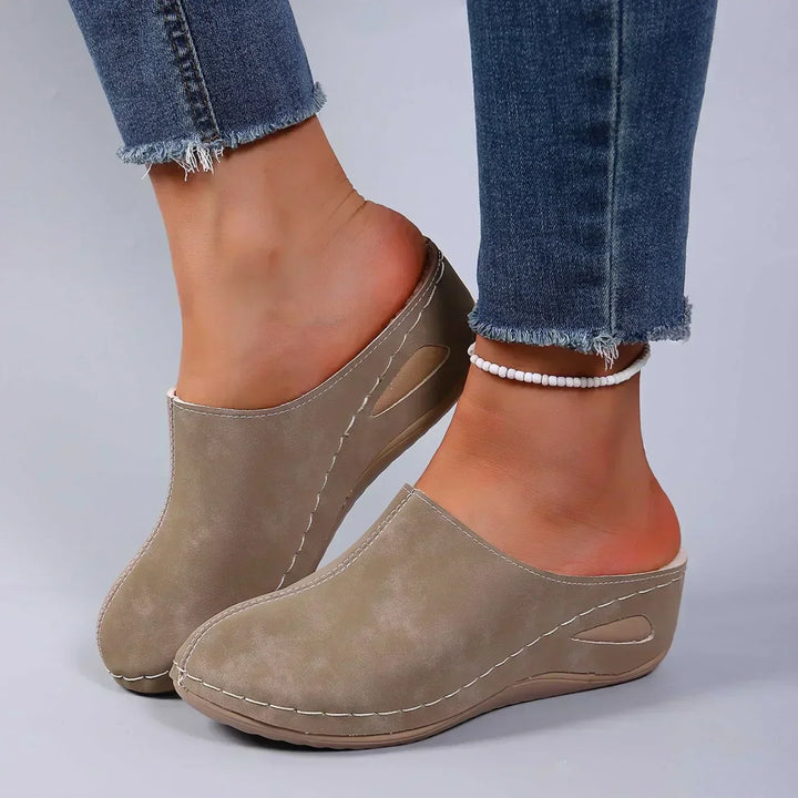 Averia Comfort Sandals