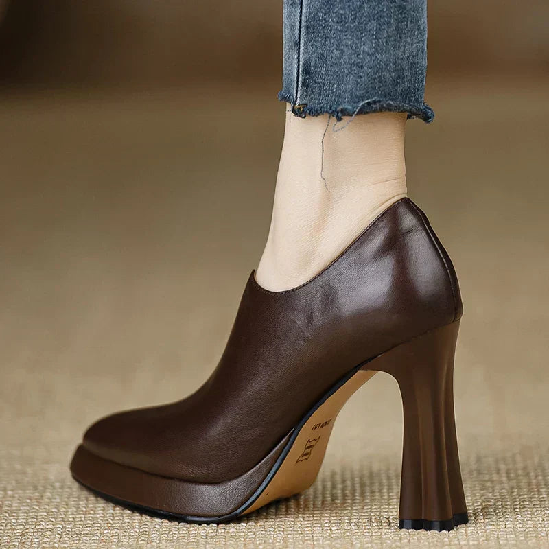 Ingrid | Structured Heeled Pumps