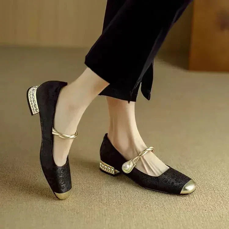 Daphne | Mary Janes
