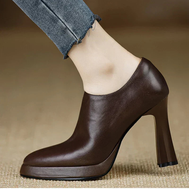 Ingrid | Structured Heeled Pumps