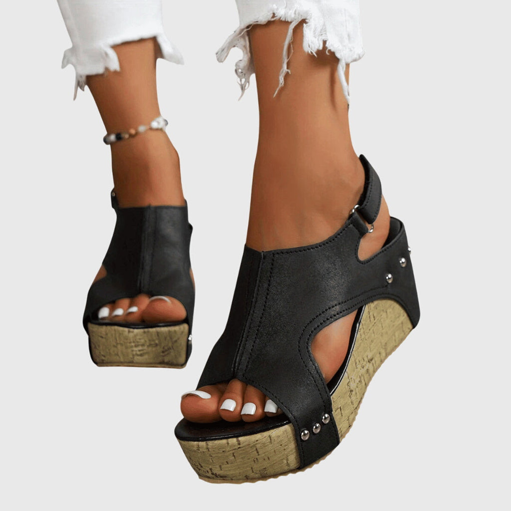 Lydia Sandals