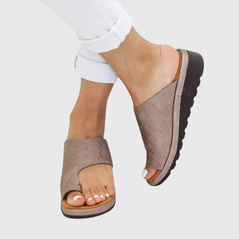 Lizzie Sandals