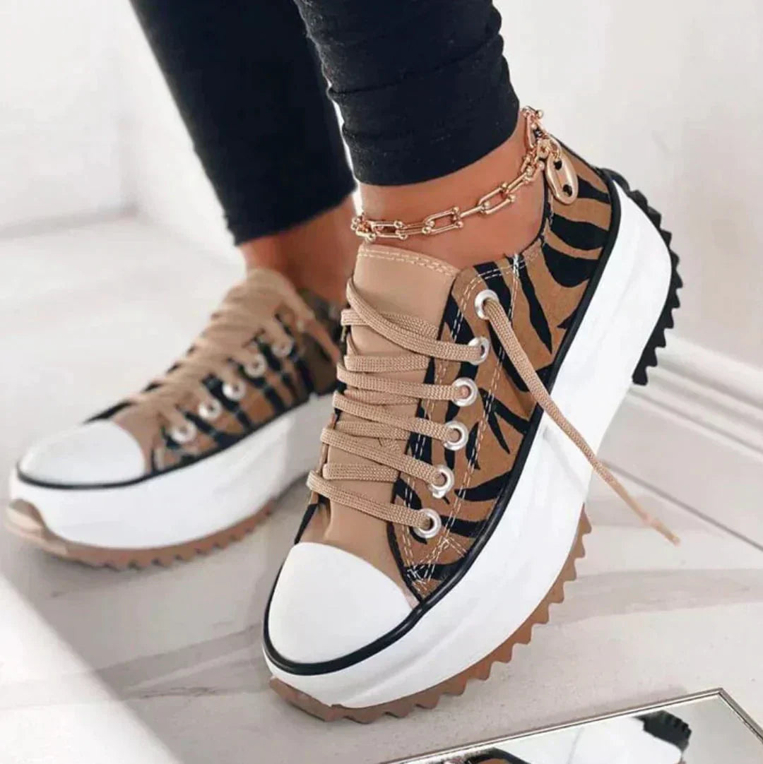 Dorothy | Everyday Trainers