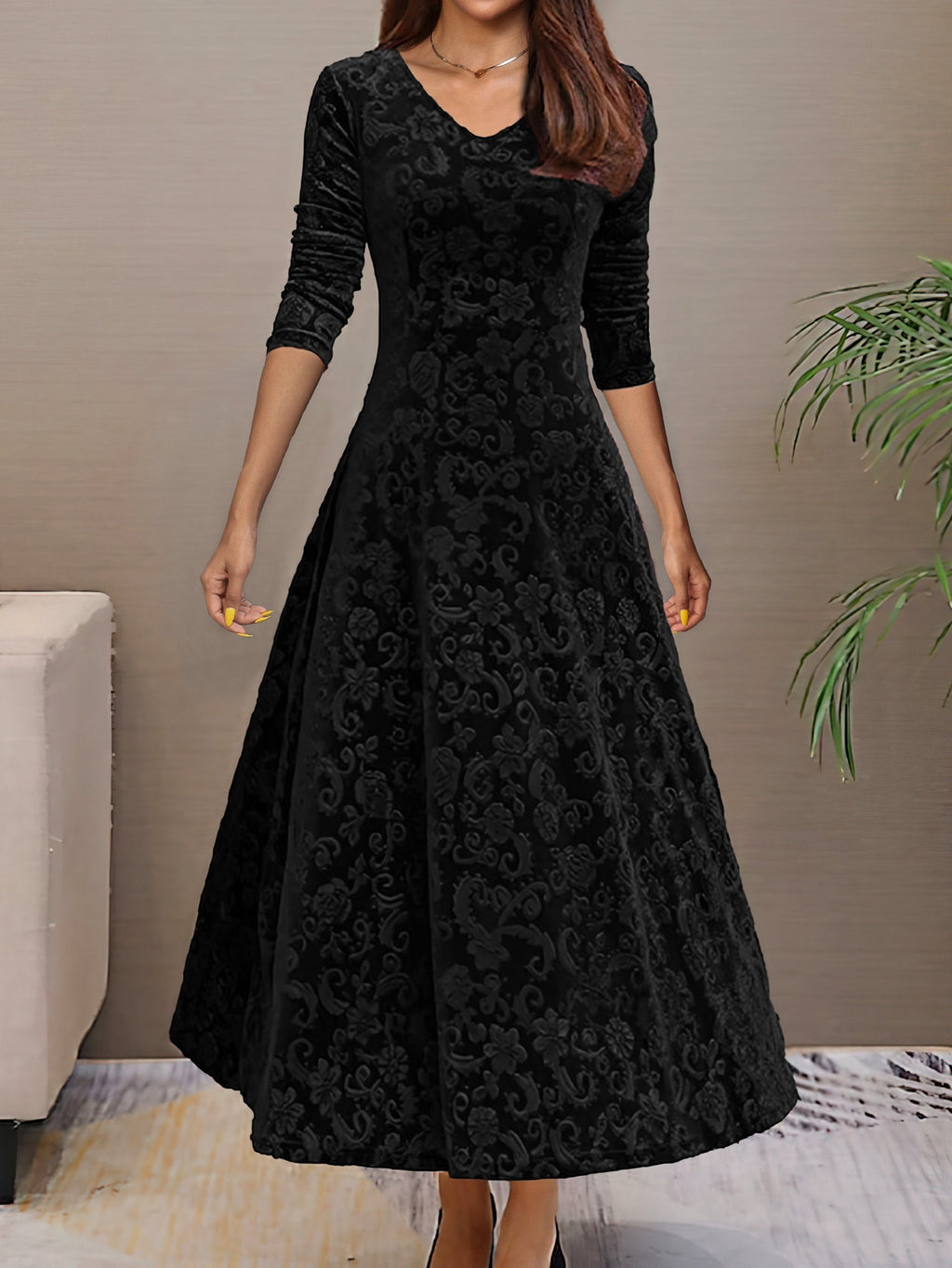 Clarissa | Festive Long-Sleeve Dress
