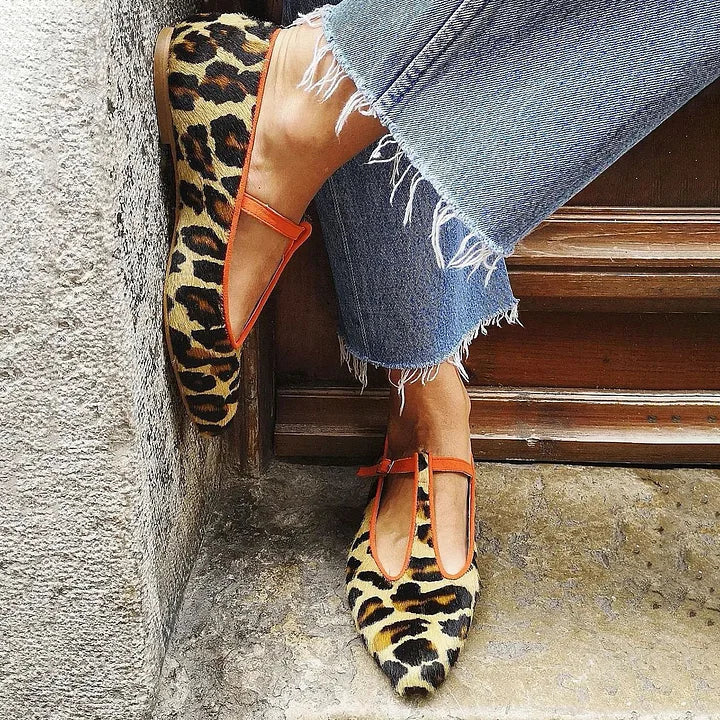 Saelira Sandals