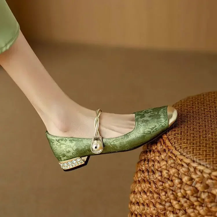 Daphne | Mary Janes