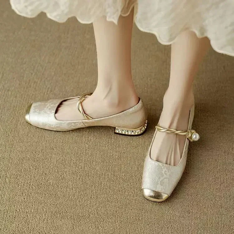 Daphne | Mary Janes