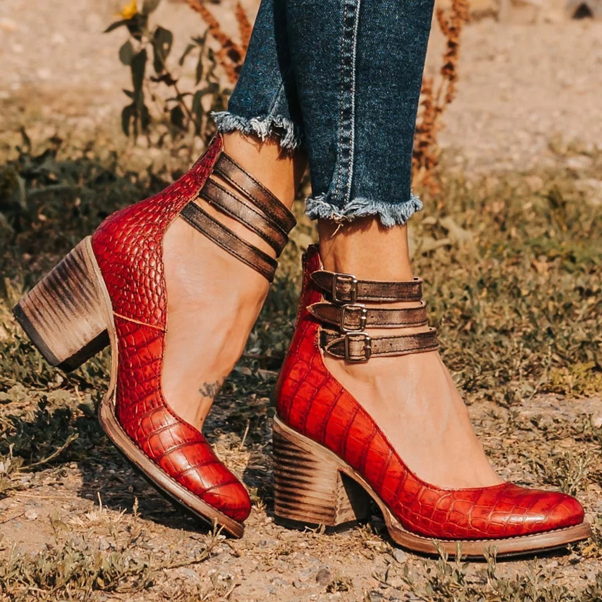 Dorothy | Buckle Block-Heel Sandals