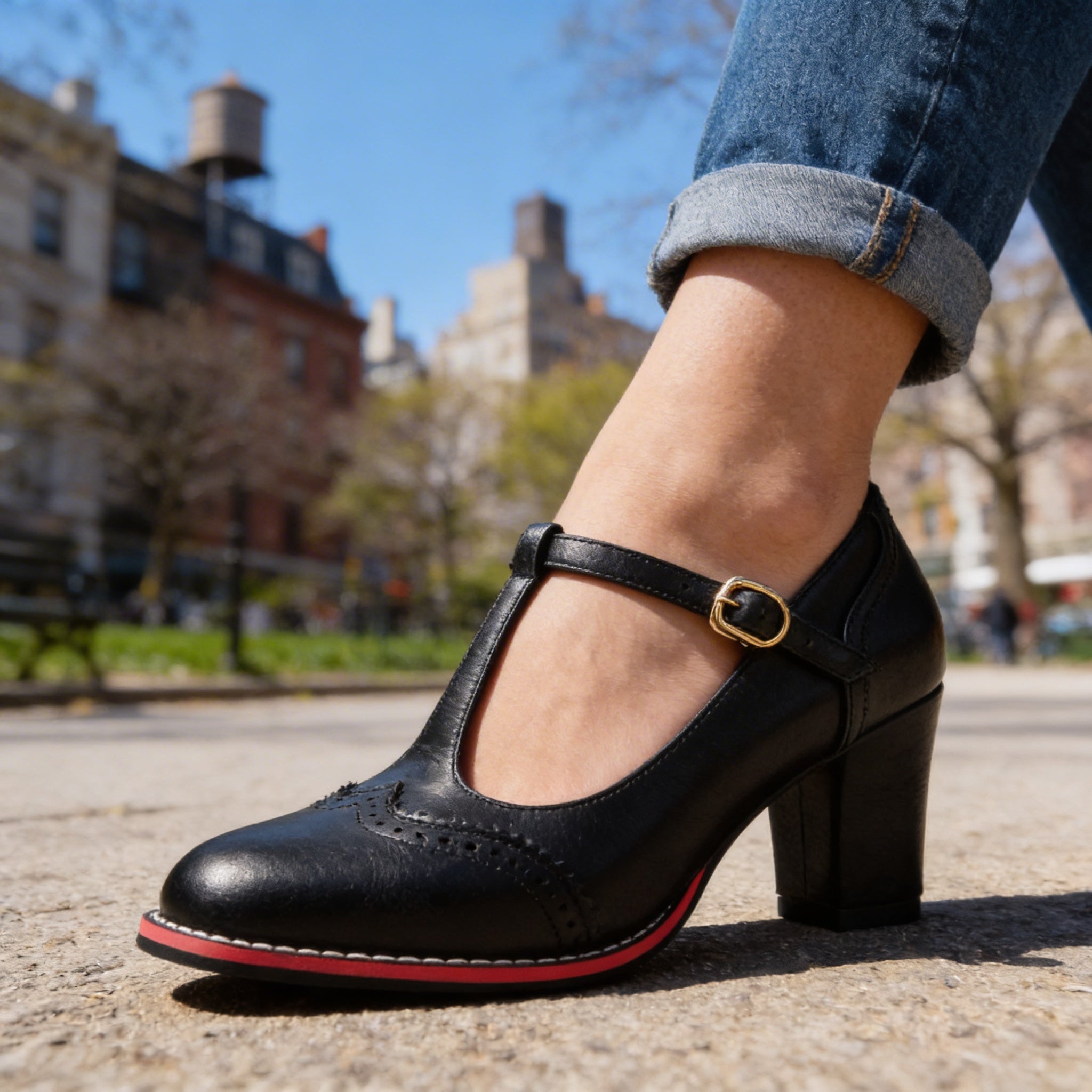 Ottavia | T-Strap Brogue Mary Jane Heel