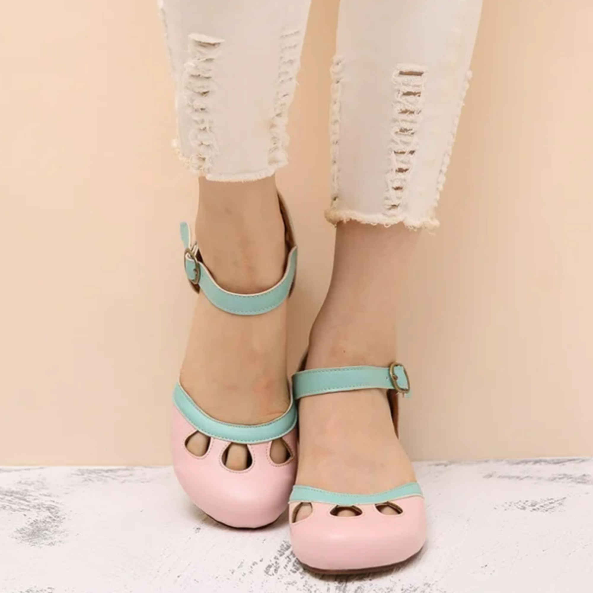 Cordelia | Low-Heeled Orthopaedic Sandals
